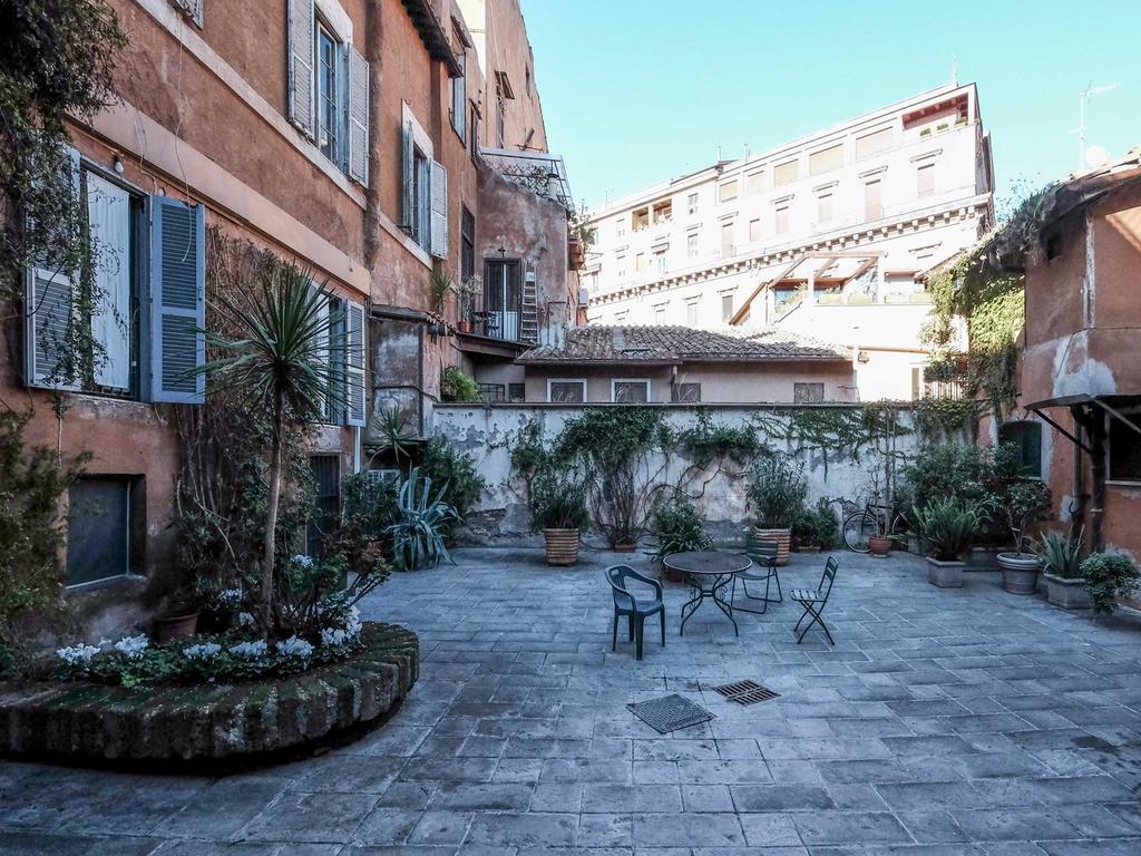 Ferienwohnung Ancient Trastevere Vespa Loft Rom Exterior foto